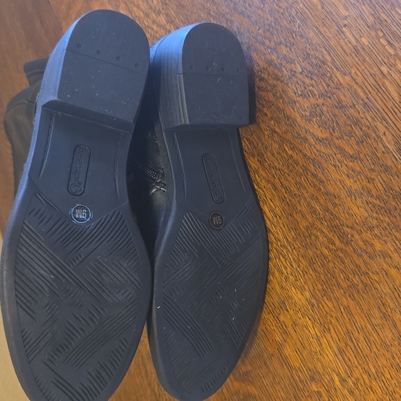 Baretraps Black Low Heel Boots New Without Box Size 9 M - Picture 8 of 16